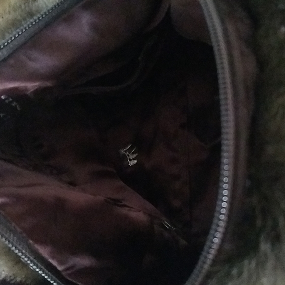 Furry Bag - Picture 6 of 8